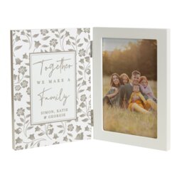 Rackhams Personalised Family Wooden Hinged 6x4 Photo Frame - White - Wood - 4x6 - thumbnail 5