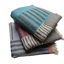 Rackhams Indie Cotton Jacquard Hammam Towel - Fuchsia and Grey - thumbnail 2