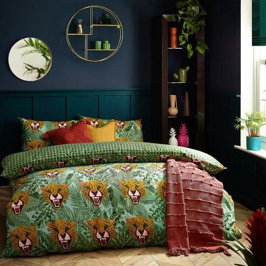 Rackhams Untamed Cheetah Duvet Cover Set - Green - King - Green - 50% Cotton/50% Polyester - image 1