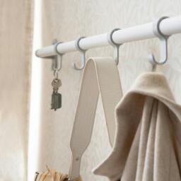 Rackhams 4 Hook Coat Rack in Grey/White Aluminium, Length 1000mm - thumbnail 2
