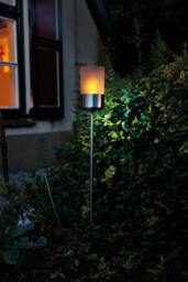 Rackhams Jamaica Solar LED Spike Light - thumbnail 2