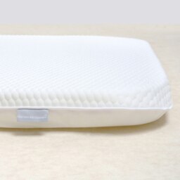 Rackhams Tiny Dreamer™ - Premium Foam Mattress To Fit Chicco Next2Me Crib (83 x 50cm) - Mattress Only - thumbnail 3
