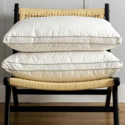 Rackhams 80% Goose Down Pillows - Medium - Standard - 4 Pack - thumbnail 2