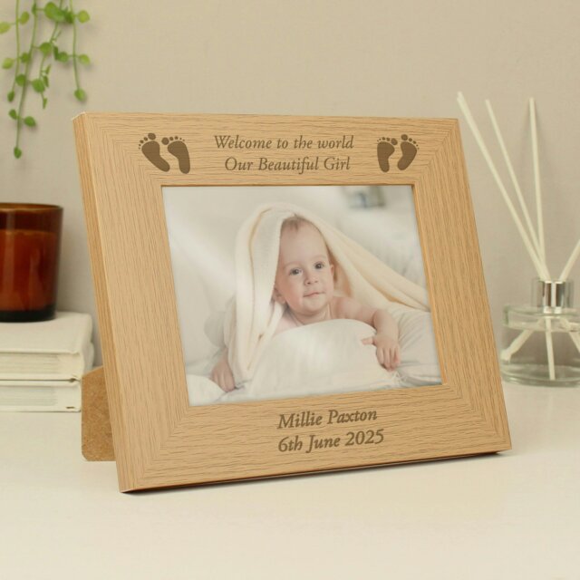 Rackhams Personalised Baby Feet 5x7 Landscape Oak Finish Photo Frame - image 1