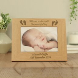 Rackhams Personalised Baby Feet 5x7 Landscape Oak Finish Photo Frame - thumbnail 4