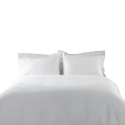Rackhams Bamboo Fitted Sheet - White - White - Double - 70% Bamboo/30% Cotton - thumbnail 2