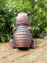 Rackhams Large Winnie-The-Pooh Ornament Sculpture For A Home or Garden - Resin - Bronze - Sculpture - thumbnail 1