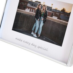 Rackhams Contemporary Silver Plated Friends 4x6 Picture Frame for Wall or Table - thumbnail 5