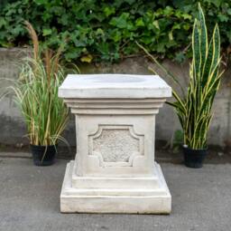 Rackhams White Stone Large Square Statuary Pedestal Garden Statues - thumbnail 2