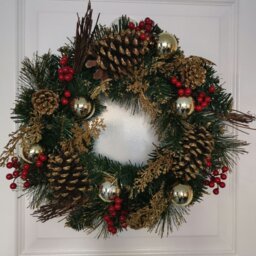 Rackhams 40cm Gold Dressed Christmas Wreath, Baubles, Pinecones and Berries - thumbnail 2