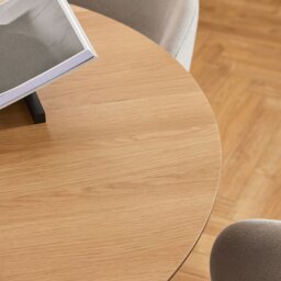 Rackhams Soli Round Dining Table in Oak/Black 120x75cm Included 4 Darlene Dining Chair with Armrest and Swivel Function in Green - Black - No - Brown - thumbnail 4