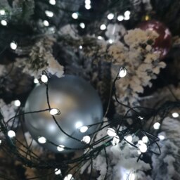 Rackhams 5.4m White LEDs Green Garland Wire Light Christmas Decoration with Timer - thumbnail 4