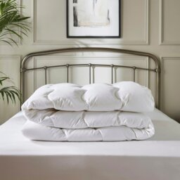 Rackhams Premium Suite 10.5 Tog Duvet - White - King - thumbnail 3