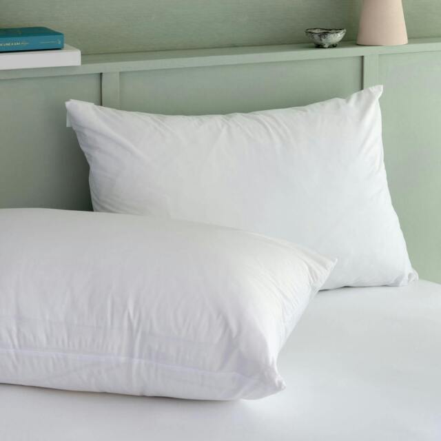 Rackhams Anti Bed Bug Pillow Protector - Standard - 4 Pack - image 1