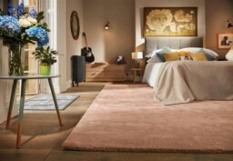 Rackhams Hush Solid Coral Pink Luxury Rug - 120X170 cm - thumbnail 3