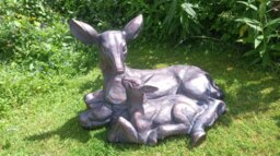 Rackhams Large Doe and Baby Fawn Garden Sculpture Deer Ornament - Sculpture - Resin - Large - thumbnail 5