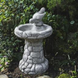 Rackhams Enchanting Stone Cast Pebble Design Birdbath with Bird
