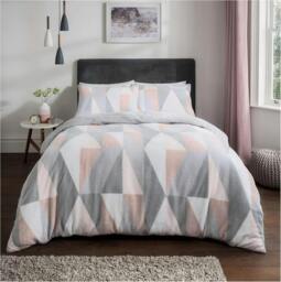 Rackhams Luxurious GEO Triangle Fleece Duvet Cover with Pillowcases - Blush Pink - Super King (220cm x 260cm)