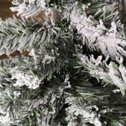 Rackhams 6ft (1.8m) Premier Flocked Woodcote Spruce PVC Hinged Christmas Tree - thumbnail 3