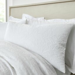 Rackhams Fleur Matelasse Jacquard 200 Thread Count Cotton Duvet Cover Set White - Single - White - thumbnail 2