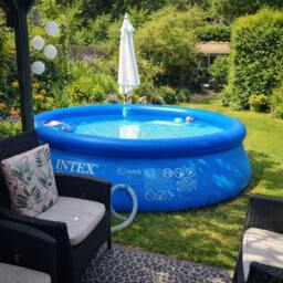 Rackhams Intex 10 x 30 Easy Set Pool, Above-Ground Swimming Pool for Gardens And A Cover - thumbnail 6