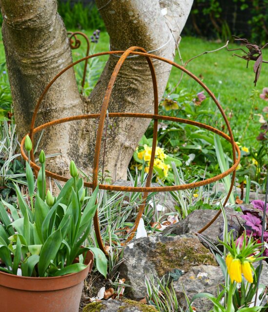Rackhams Rusty Garden Sphere Ornaments - Trio - image 1