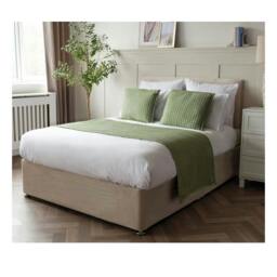 Rackhams Crompton Quilted Bed Runner - Sage - 220cm x 70cm - Sage - 60% Cotton/40% Polyester - thumbnail 4