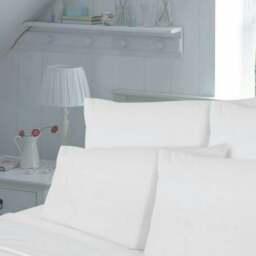 Rackhams T180 Percale Duvet Cover Set Bedding - Cream - King - thumbnail 3