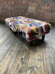 Rackhams Footstool Floral vue bench coffee table - 43 x 43 Inches (110 x 110cm) - thumbnail 4