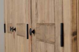 Rackhams Panama 3 Door Triple Wardrobe - White and Mexican Pine - thumbnail 4