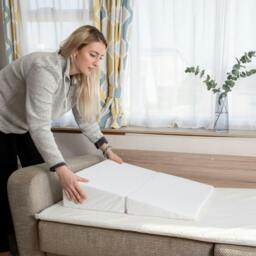 Rackhams Memory Foam Travel Folding Acid Reflux Bed Wedge - Travel Bag - Without Travel Bag - Yes (+£18) Spare Cover - thumbnail 5