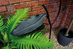 Rackhams Ornamental Free Standing, Weather Resistant, Easy Assemble Bird Bath and Feeder - thumbnail 6
