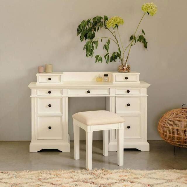 Rackhams Gainsborough Dressing Table with Extension Drawers. Large Dressing Table with 9 Drawers - Vintage Cream, Cream - image 1