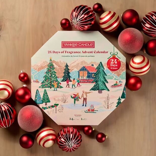 Rackhams 24 days of Fragrance Wreath Advent Calendar - image 1