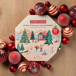 Rackhams 24 days of Fragrance Wreath Advent Calendar