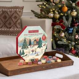 Rackhams 24 days of Fragrance Wreath Advent Calendar - thumbnail 3