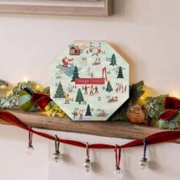 Rackhams 24 days of Fragrance Wreath Advent Calendar - thumbnail 2