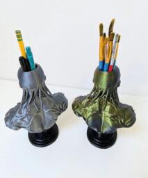 Rackhams Stranger Things Vecna Bust Pen Holder –  Desk Organiser - Dark Metal Grey - thumbnail 5