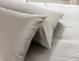 Rackhams 5 Star Classic Pillowcase - Pair - Standard - Grey - thumbnail 2