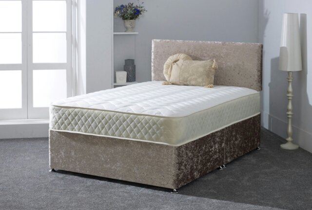 Rackhams Close Flame Hybrid Mattress - Soft Feel, Deep Quilted Plush Sleep Surface - White - 1 - 4ft Small Double Mattress (120cm x 190cm) - image 1