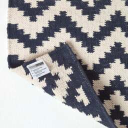 Rackhams Casablanca Handwoven Zig Zag Pattern Dark Blue and White Cotton Kilim Rug - 120 x 170 cm - thumbnail 6