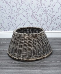 Rackhams Christmas Wicker Tree Skirt, Small - thumbnail 5