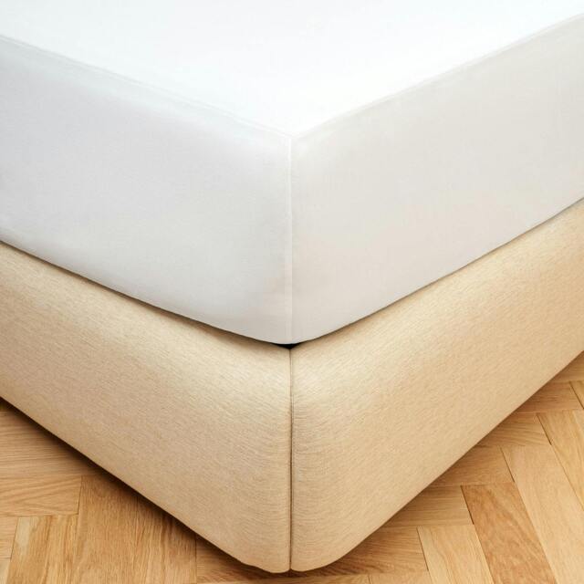 Rackhams Sateen Fitted Sheet - White - Single - image 1