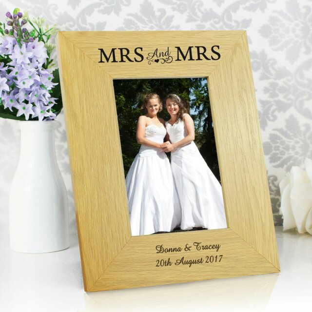 Rackhams Personalised Oak Finish 6x4 Mrs & Mrs Photo Frame - image 1