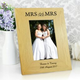 Rackhams Personalised Oak Finish 6x4 Mrs & Mrs Photo Frame - thumbnail 1