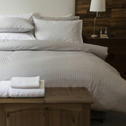 Rackhams 540 Thread Count Satin Stripe Duvet Cover Set - Platinum - Double - Platinum - 100% Cotton - thumbnail 3