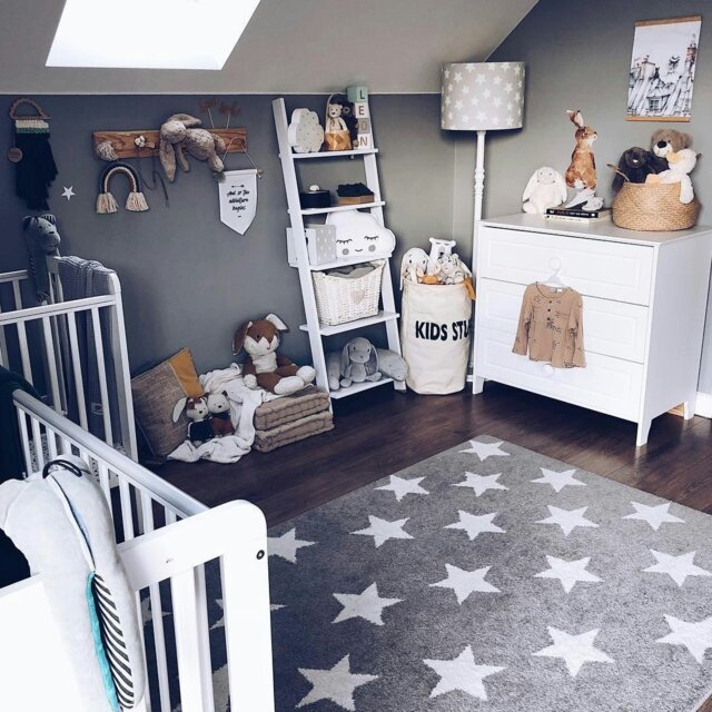 Rackhams Sketch Kids Bedroom Rug - Grey & White Stars - 180cm x 270cm - image 1