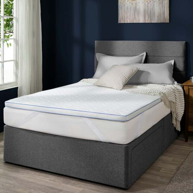 Rackhams Gel Memory Foam 5cm Mattress Topper - Small Double - image 1