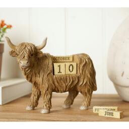 Rackhams Highland Cow Figurine Calendar - thumbnail 6