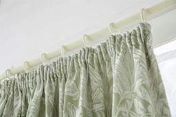 Rackhams Chenille Jacquard Lined Pencil Pleat Curtains - Green - 117cm width x 137cm drop - thumbnail 6